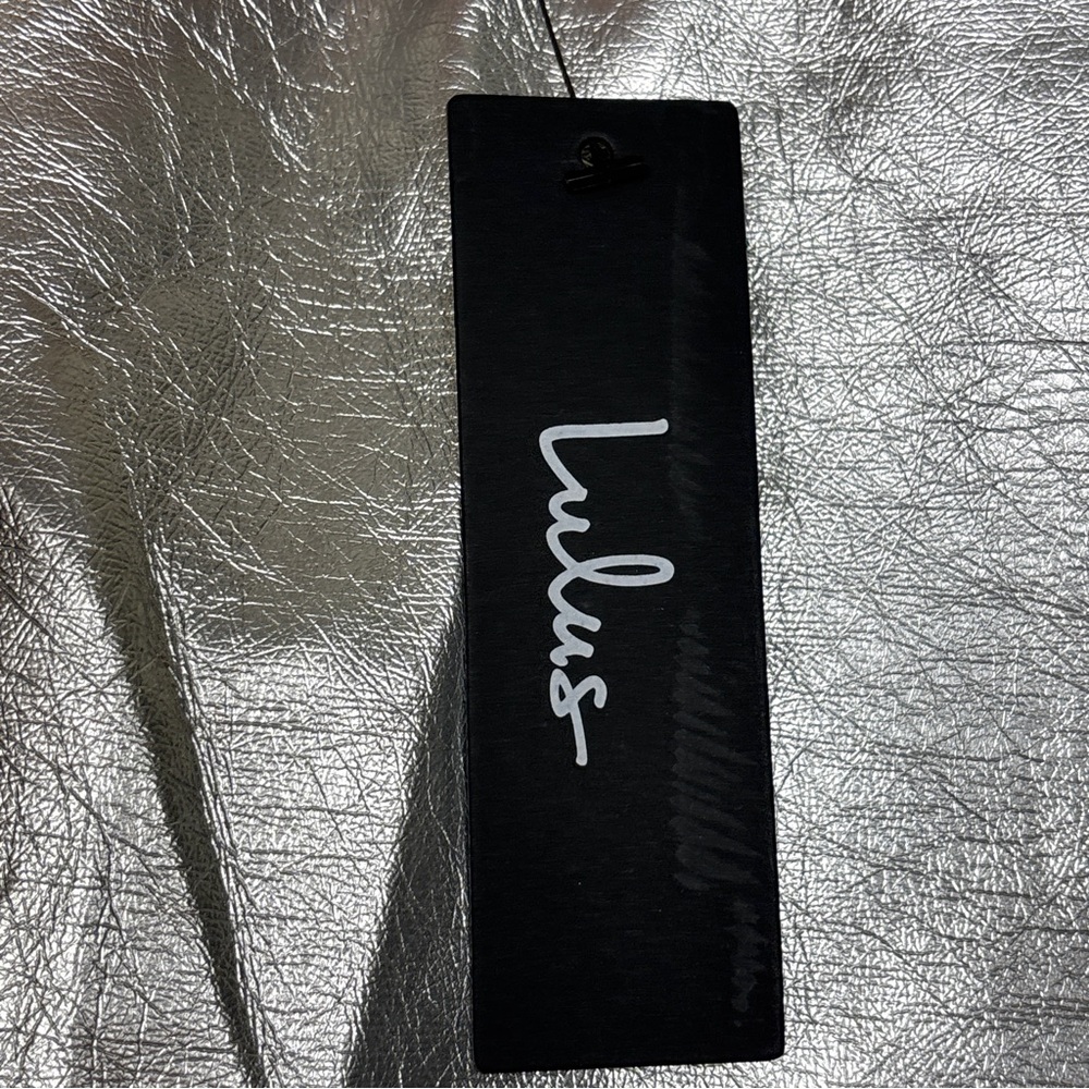 NWT LULUS Invitation Silver Vegan Leather High-Rise Mini Skirt‎ Size Small - Picture 6 of 10
